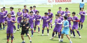 Đội tuyển việt nam thiếu người trong ngày hội quân